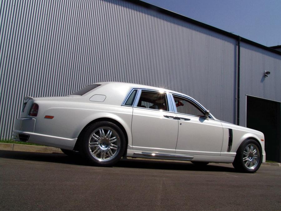  Rolls-Royce Phantom White by Mansory 2010 года  (фото 8 из 10)